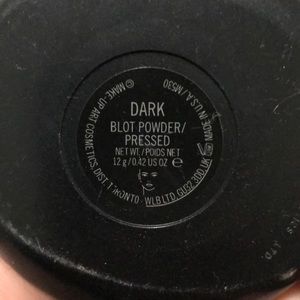 MAC Dark Blot Powder